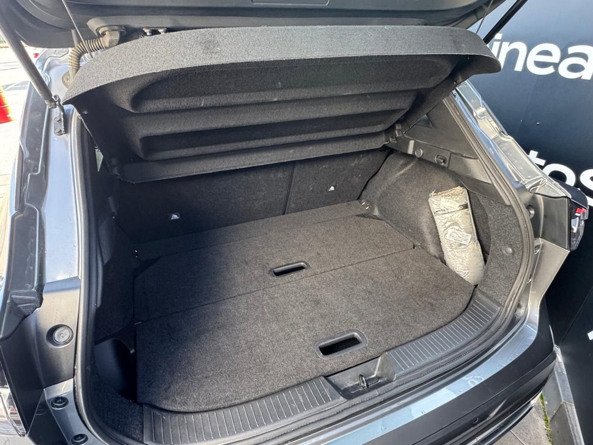 Nissan Qashqai 1.3 mhev N-Connecta 2wd 140cv (16)