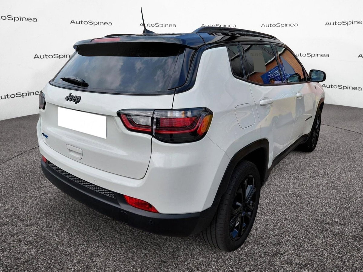 Jeep Compass 1.3 turbo t4 phev North Star 4xe auto (4)