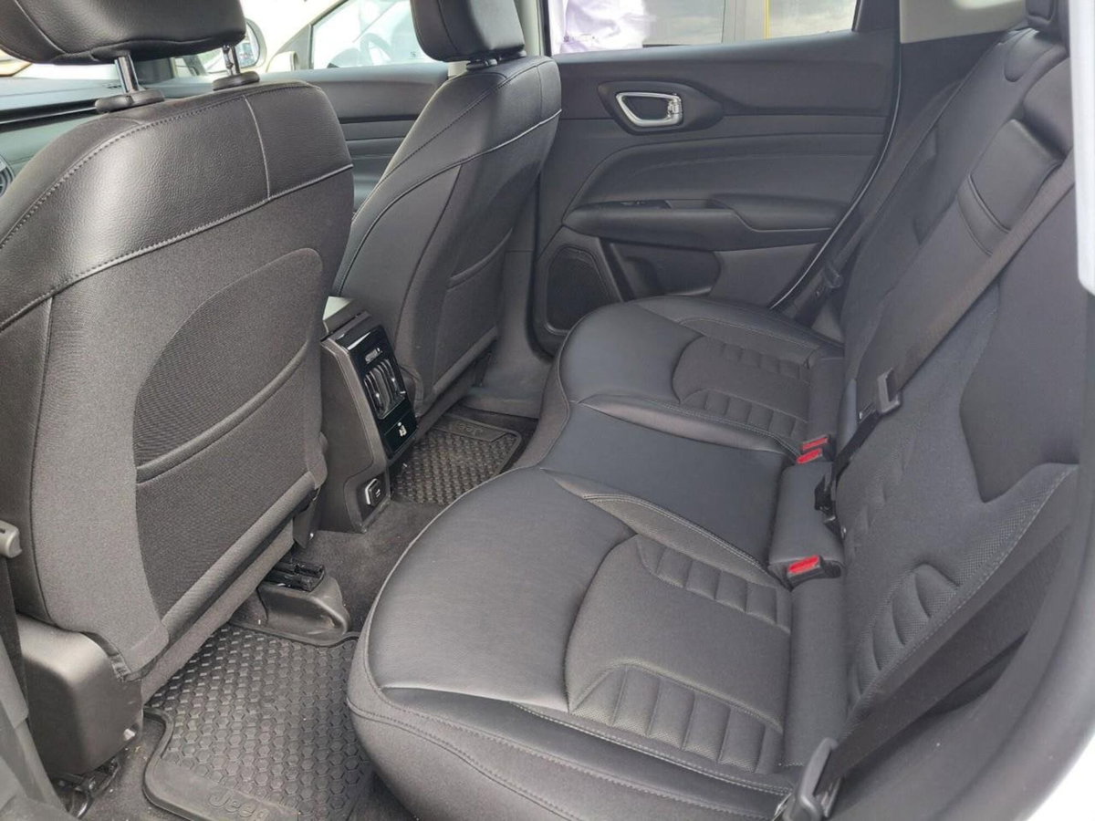 Jeep Compass 1.3 turbo t4 phev North Star 4xe auto (8)