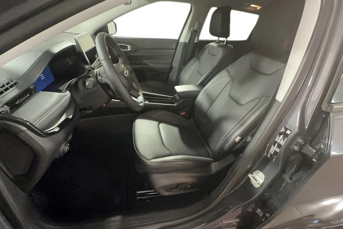 Jeep Compass 1.5 turbo t4 mhev Summit 2wd 130cv dct (6)