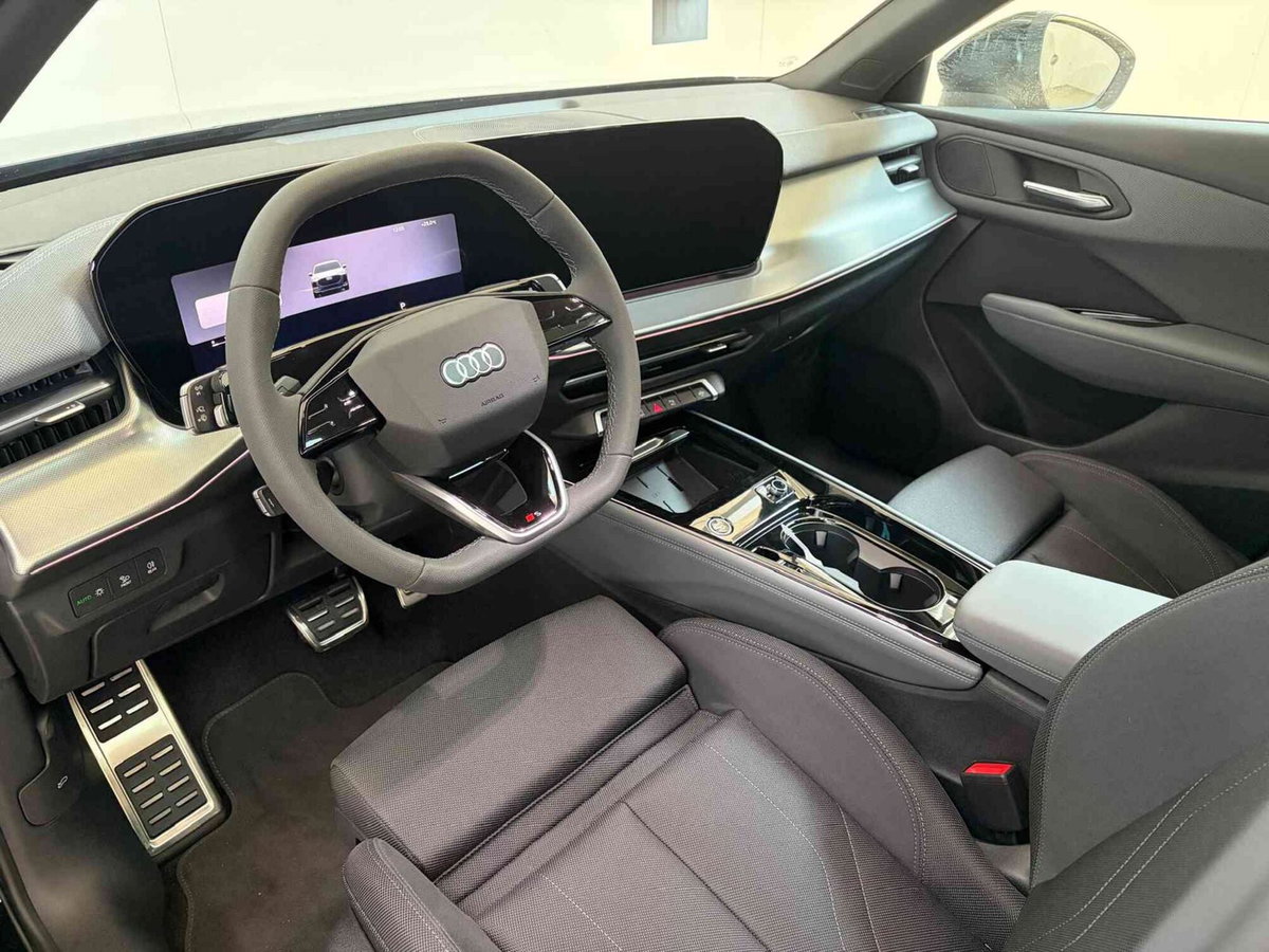 Audi Q3 Sportback 35 TDI quattro S tronic S line edition (6)