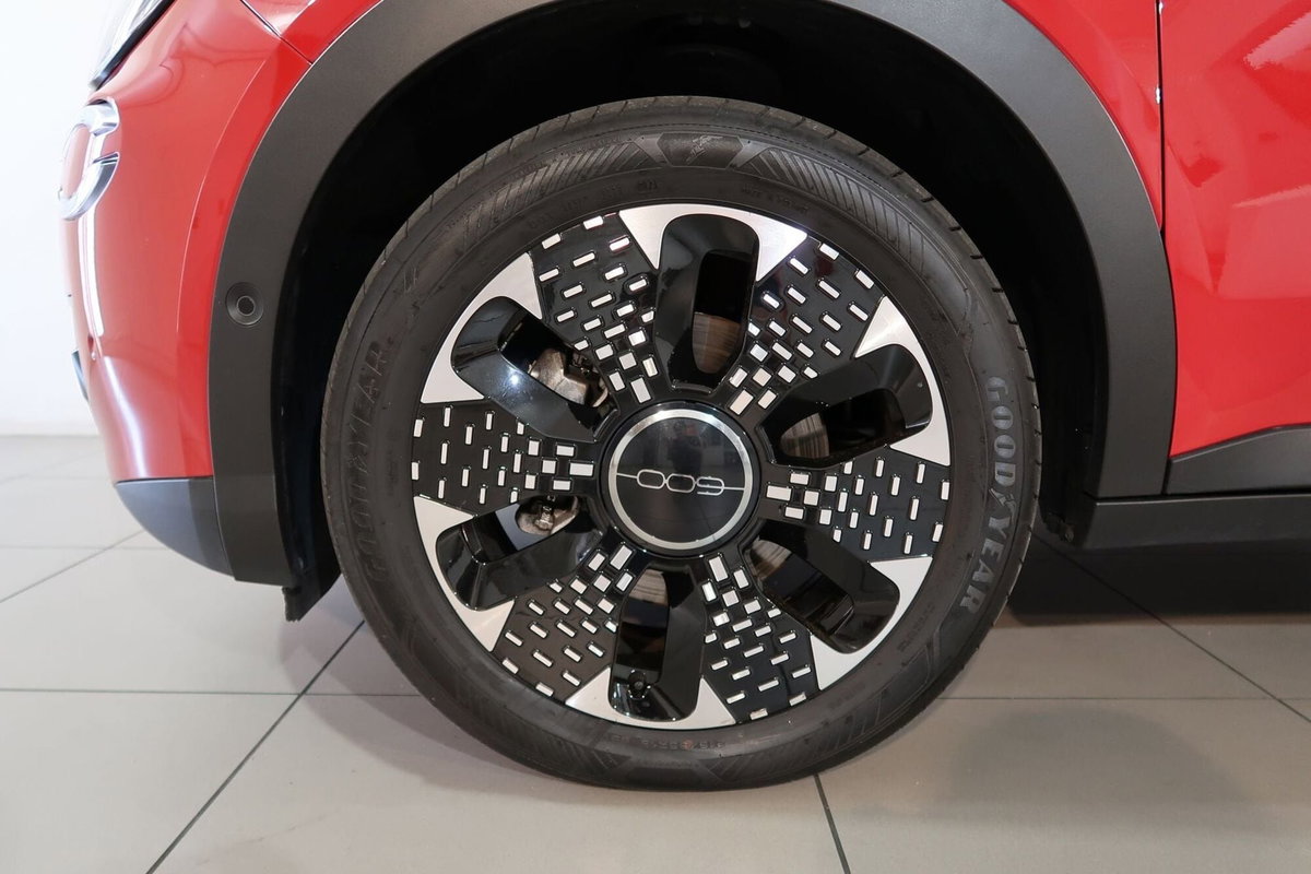 Fiat 600 1.2 hybrid La Prima 110cv auto (10)