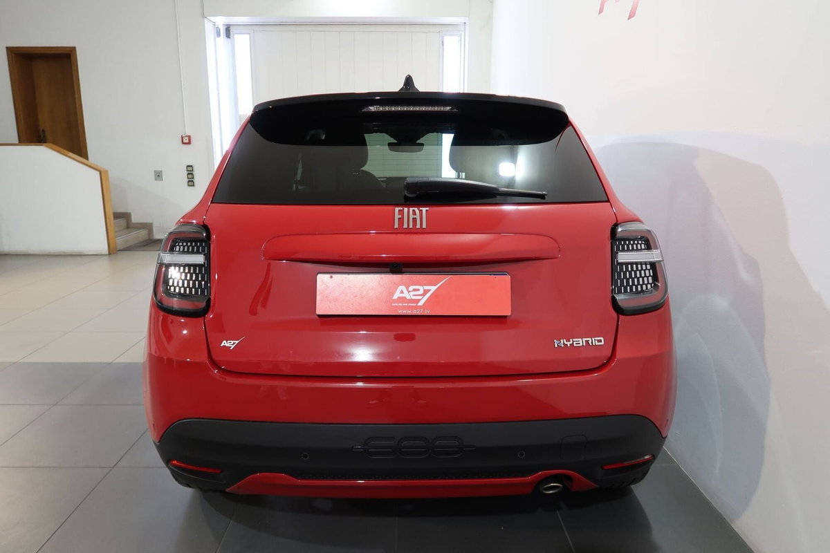 Fiat 600 1.2 hybrid La Prima 110cv auto (9)