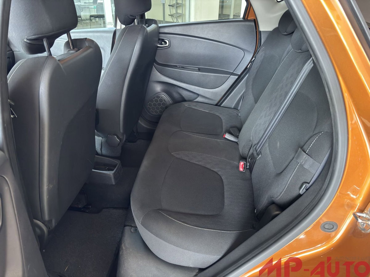 Renault Captur TCe 130 CV EDC FAP Business (9)