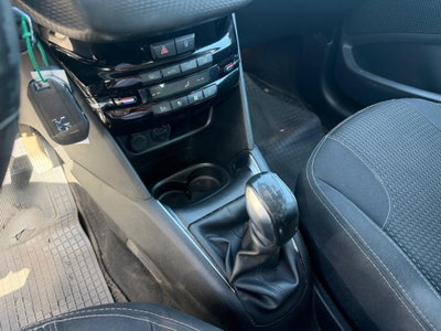 Peugeot 208 75 3 porte Active (11)