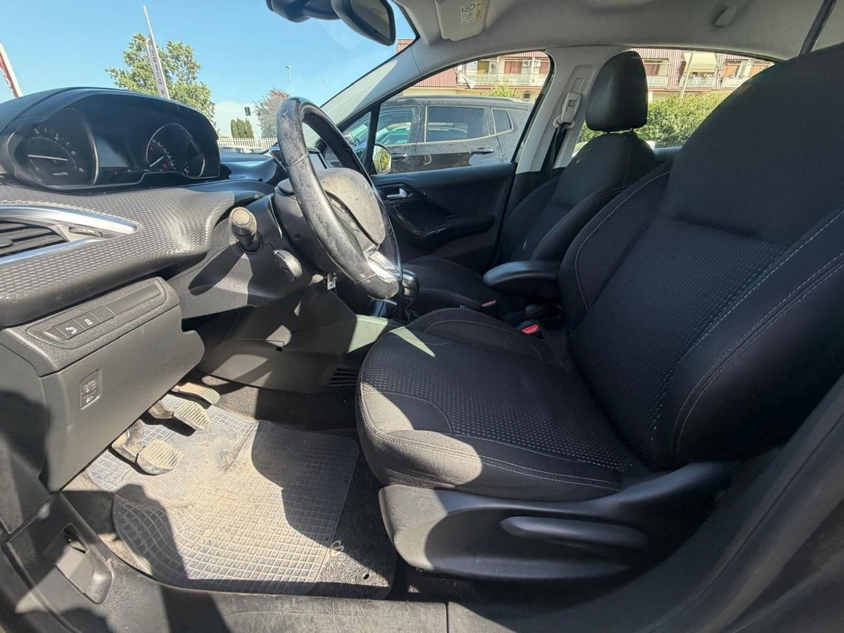 Peugeot 208 75 3 porte Active (15)
