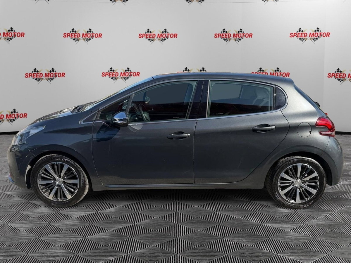 Peugeot 208 75 3 porte Active (3)