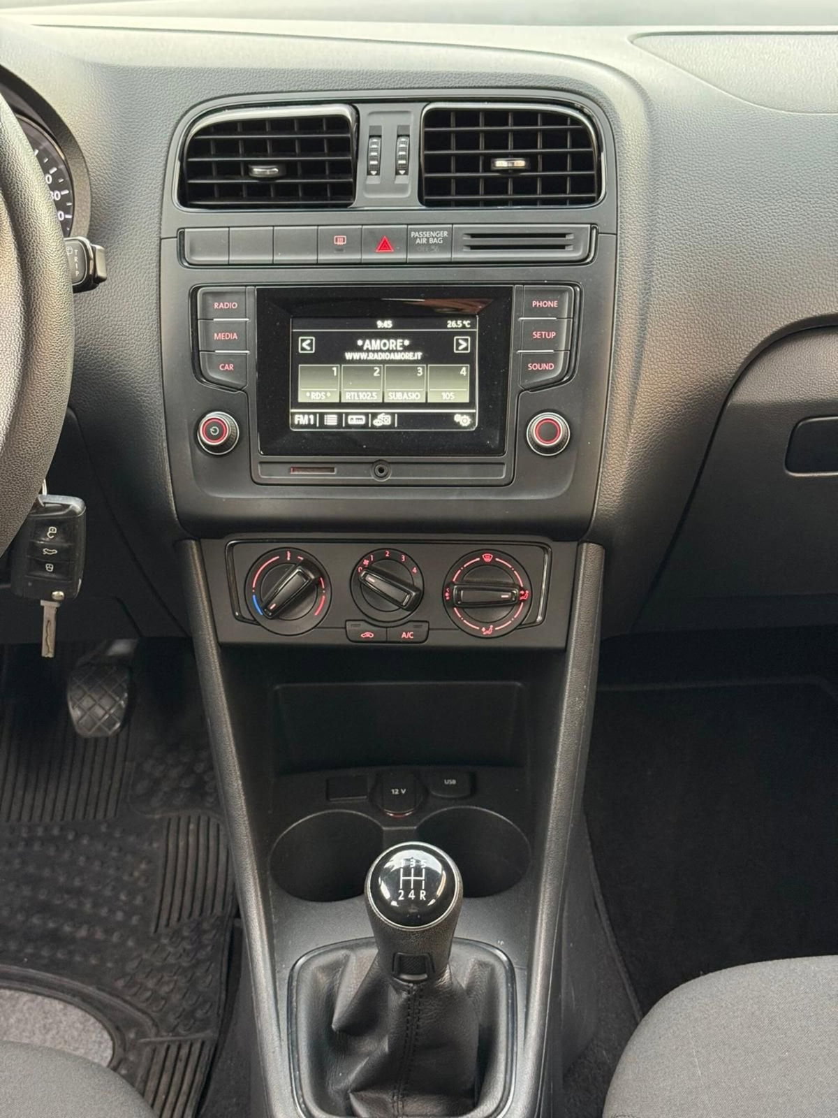 Volkswagen Polo 1.0 MPI 5p. Trendline (13)