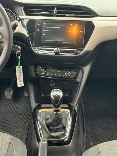 Opel Corsa 1.5 D 100 CV Edition (13)