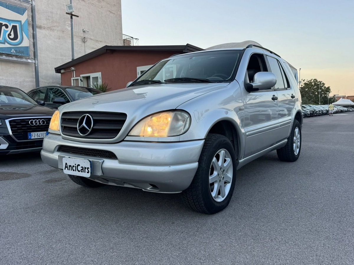 Mercedes-Benz Classe ML 320 cat (2)
