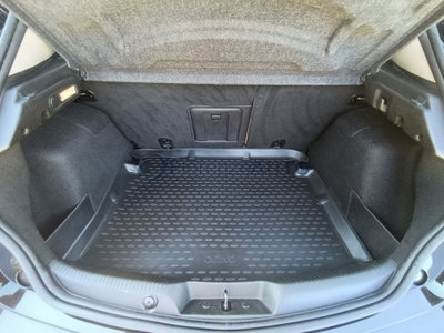 Alfa Romeo Giulietta 1.4 Turbo Distinctive 120cv (9)