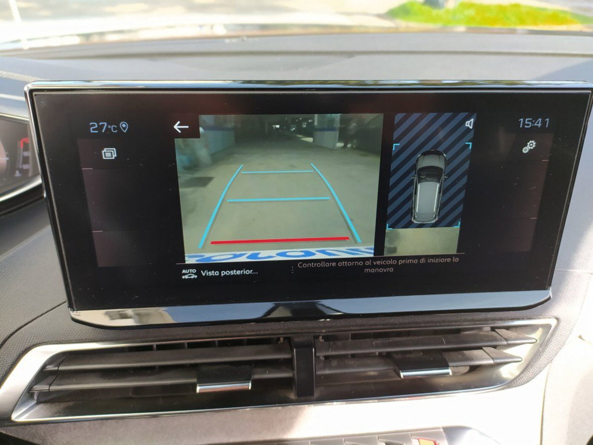 Peugeot 3008 BlueHDi 130 S&S EAT8 GT (10)