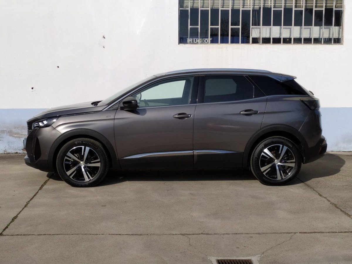 Peugeot 3008 BlueHDi 130 S&S EAT8 GT (3)