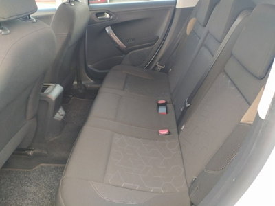 Peugeot 2008 100 S&S Active (13)