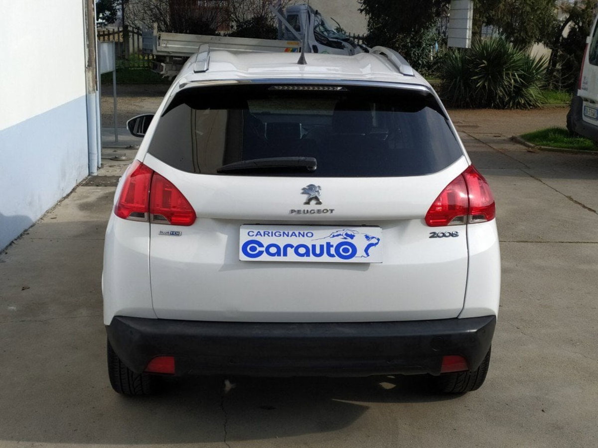 Peugeot 2008 100 Active (11)