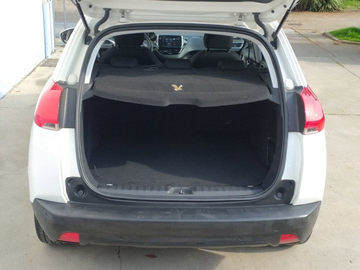 Peugeot 2008 100 Active (13)