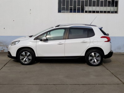 Peugeot 2008 100 Active (7)