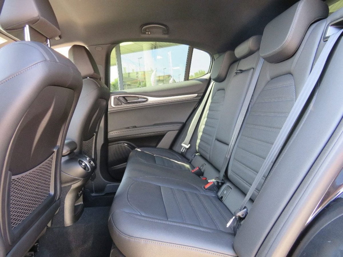 Alfa Romeo Stelvio Stelvio 2.2 Turbodiesel 210 CV AT8 Q4 Veloce Tì (10)