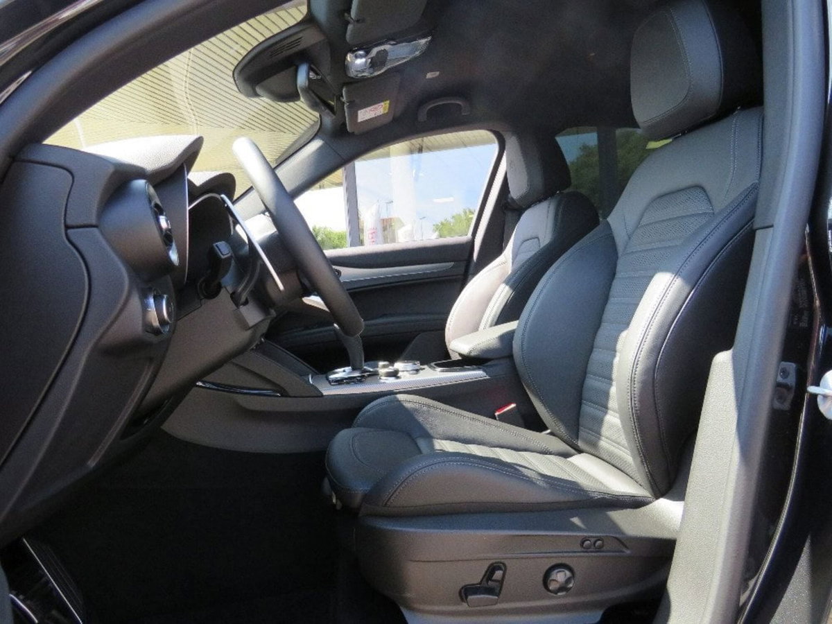 Alfa Romeo Stelvio Stelvio 2.2 Turbodiesel 210 CV AT8 Q4 Veloce Tì (11)