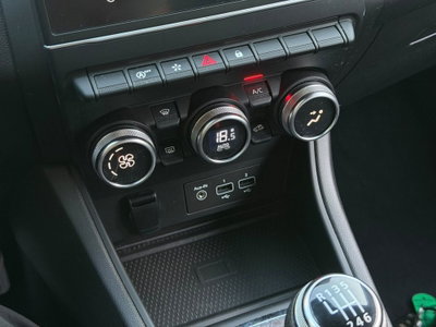 Renault Captur TCe 100 CV GPL Techno (12)