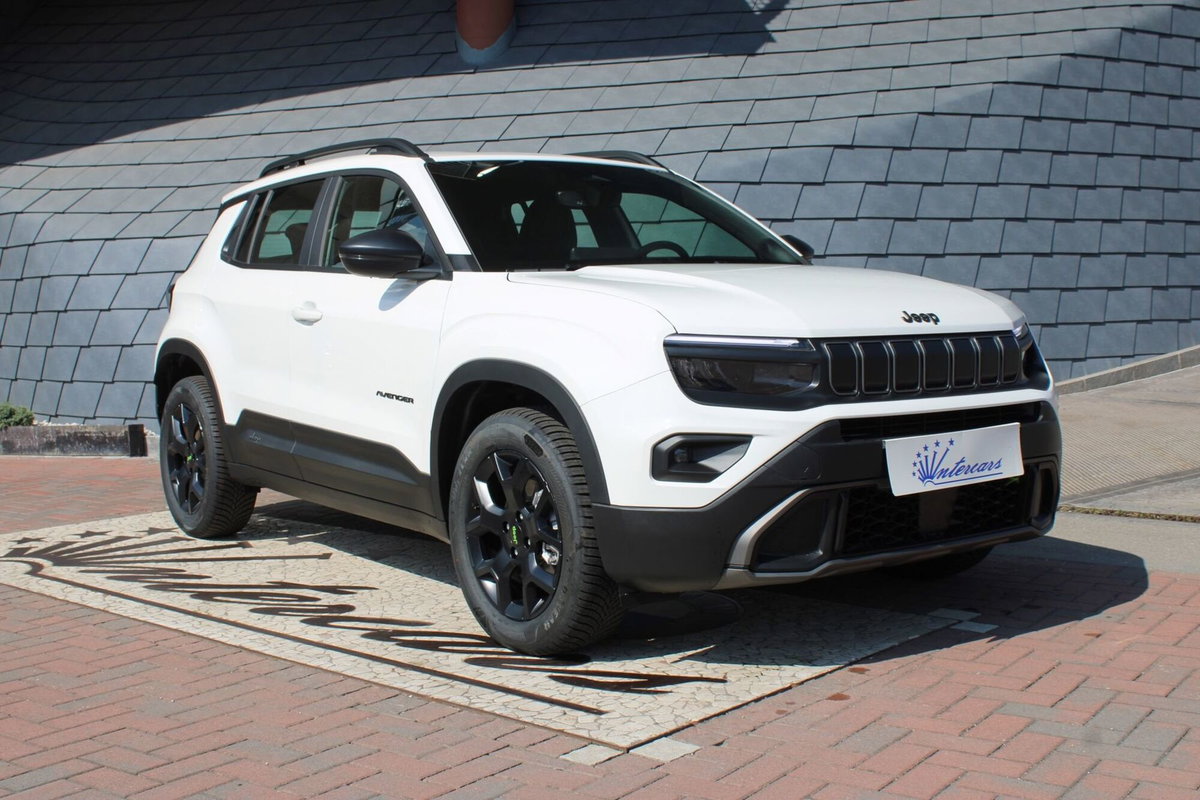 Jeep Avenger 1.2 turbo e-hybrid mhev 85th Anniversary 4xe 145cv edct6 (2)