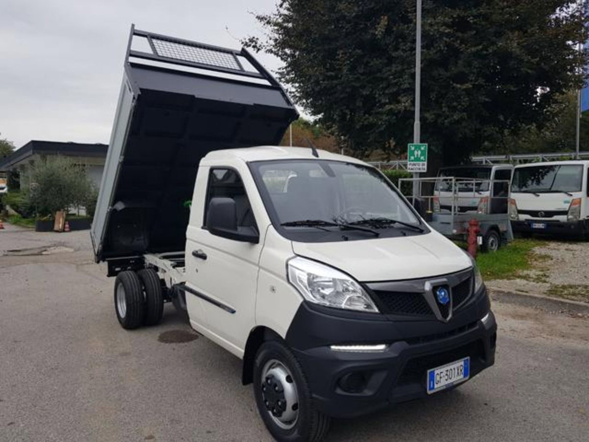 Piaggio Porter NP6 LPG short range 3000 pianale ribaltabile Pro r.gem. (2)
