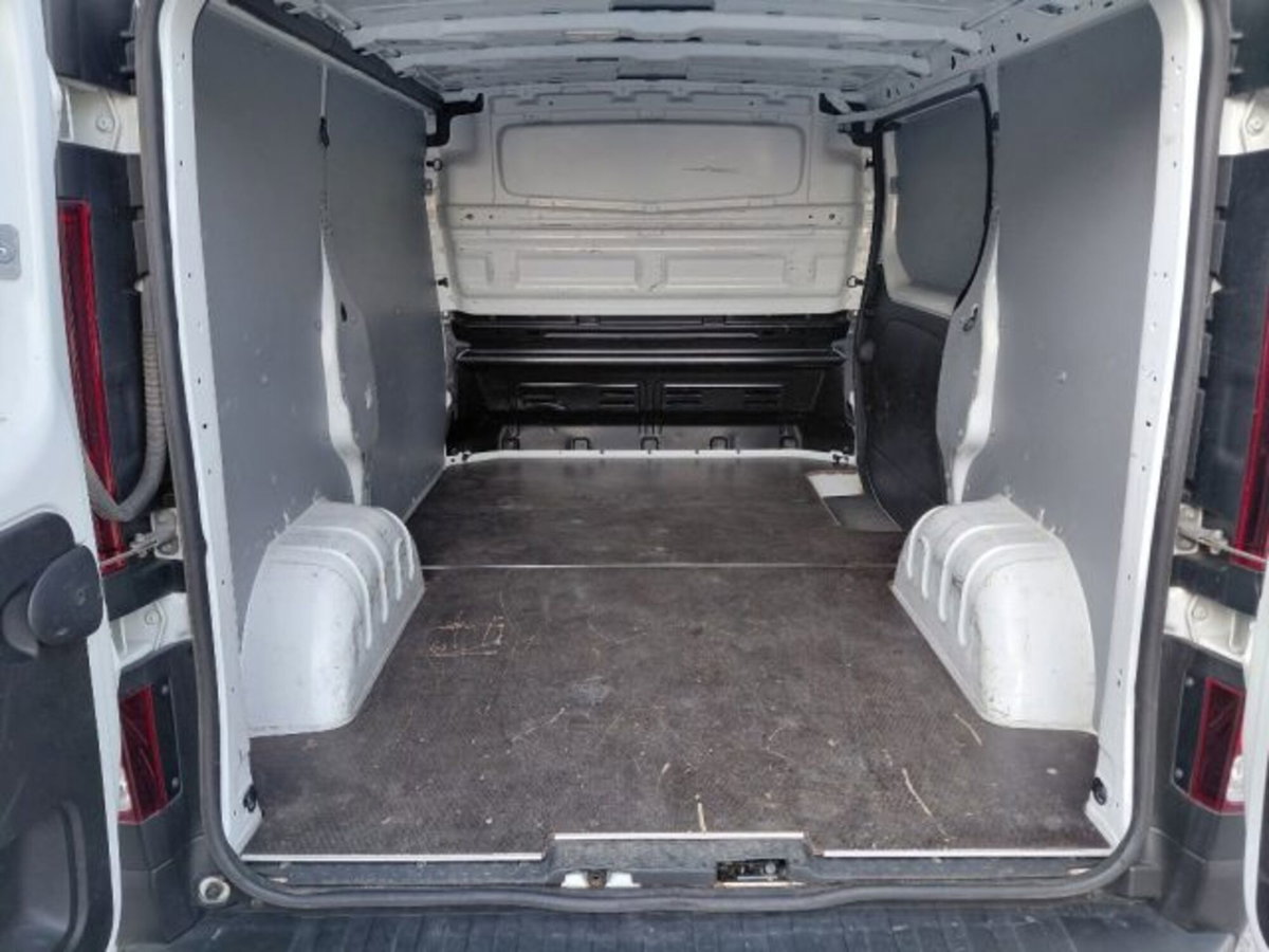 Renault Trafic Furgone BluedCi 110CV PC-TN Intens (12)