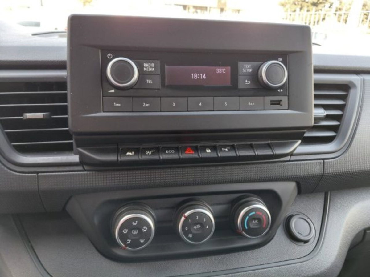 Renault Trafic Furgone BluedCi 110CV PC-TN Intens (18)