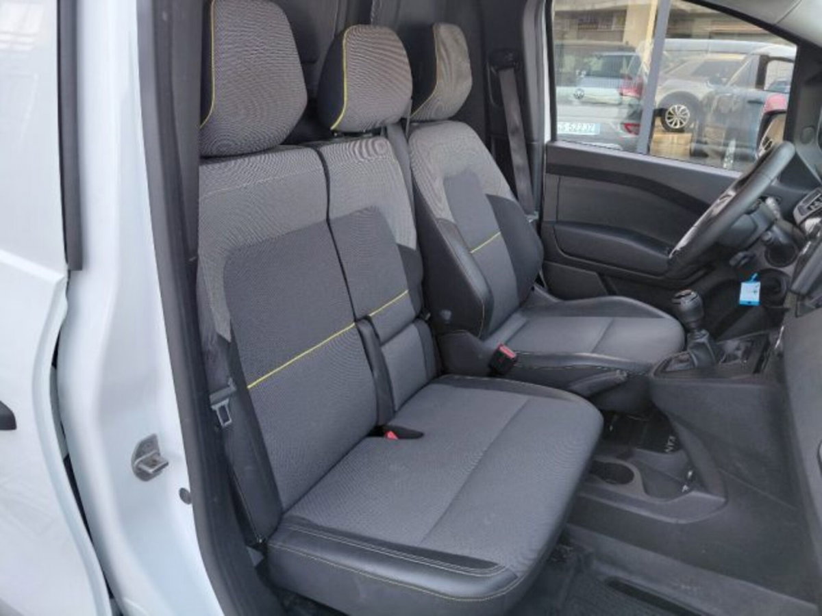 Renault Kangoo 1.5 dCi 95CV Van (16)