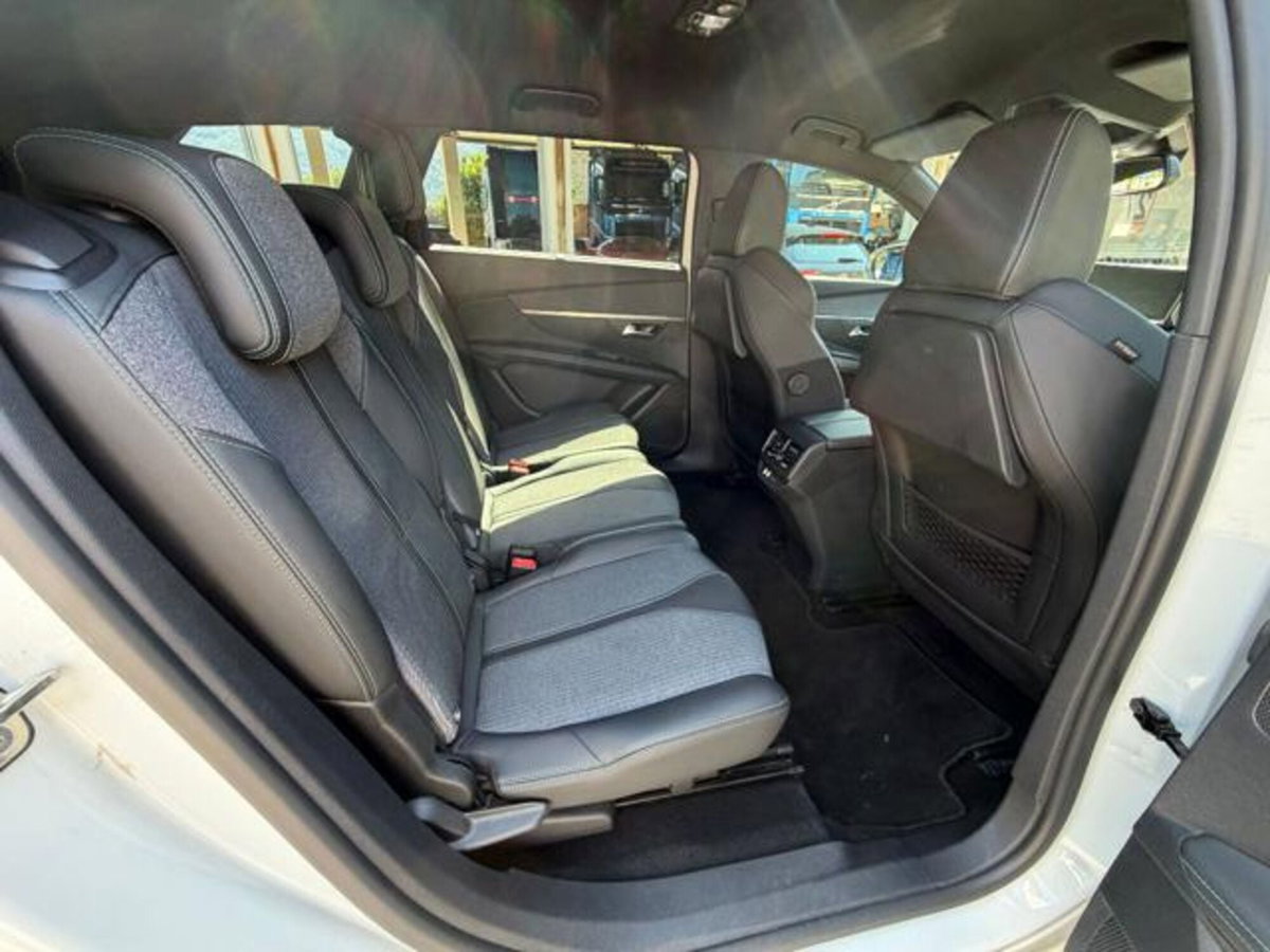 Peugeot 5008 1.5 bluehdi Allure Pack s&s 130cv eat8 (10)