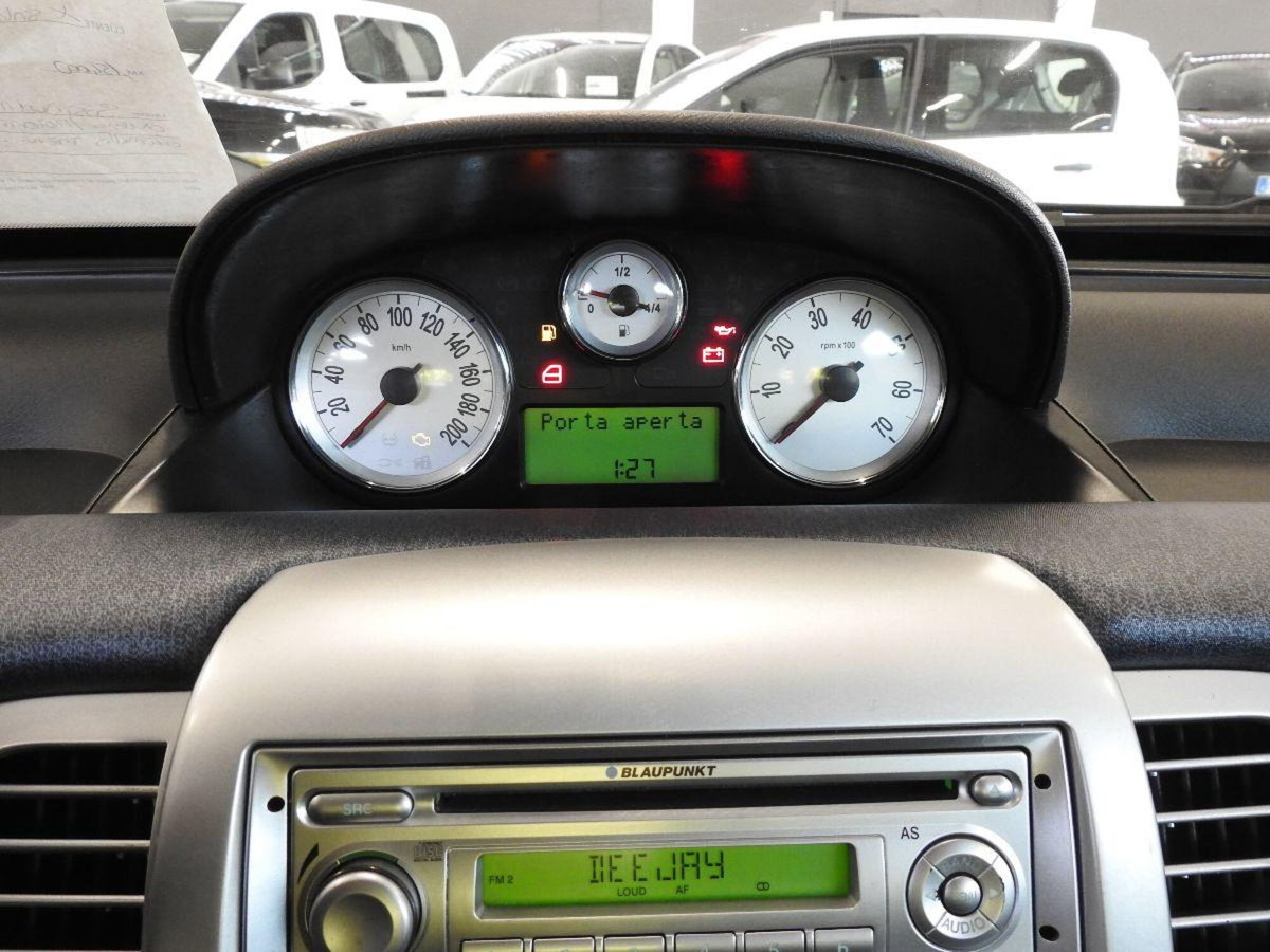 Lancia Ypsilon 1.2 New Oro (16)