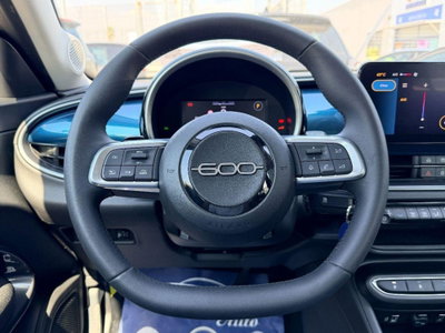 Fiat 600 1.2 hybrid 145cv auto (14)