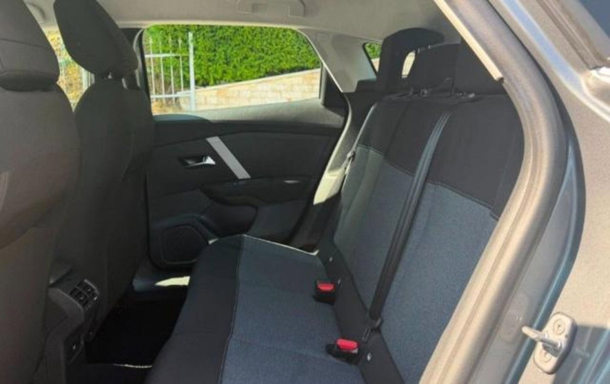 Citroen C4 1.2 hybrid You 110cv e-dcs6 (6)