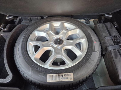 Jeep Renegade 1.6 Mjt 120 CV Limited (13)