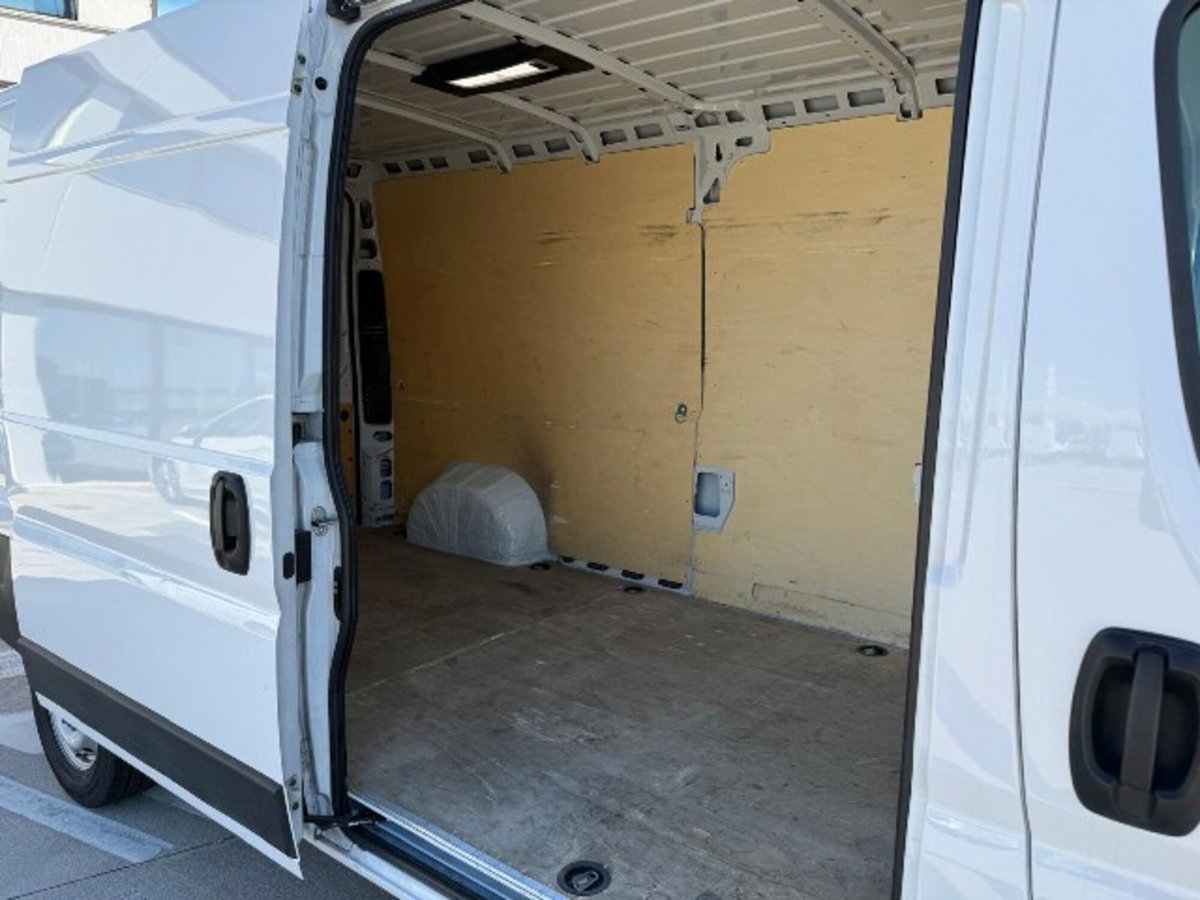 Fiat Ducato Furgone maxi 35 LH2 2.3 mjt 140cv AT9 E6d-temp (14)
