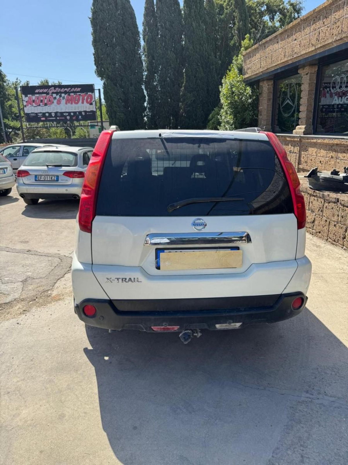 Nissan X-Trail 2.0 dCi 150CV LE (5)