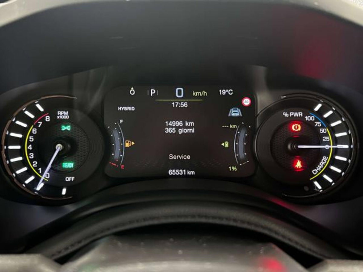 Jeep Renegade 1.3 T4 190CV PHEV 4xe AT6 Limited (13)