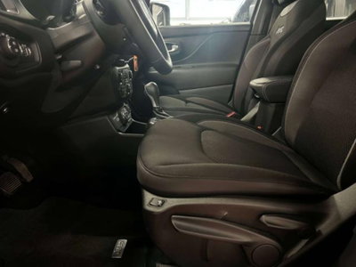 Jeep Renegade 1.3 T4 190CV PHEV 4xe AT6 Limited (7)