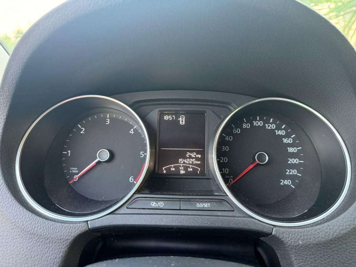 Volkswagen Polo 1.4 TDI 5p. Trendline BlueMotion Technology (12)