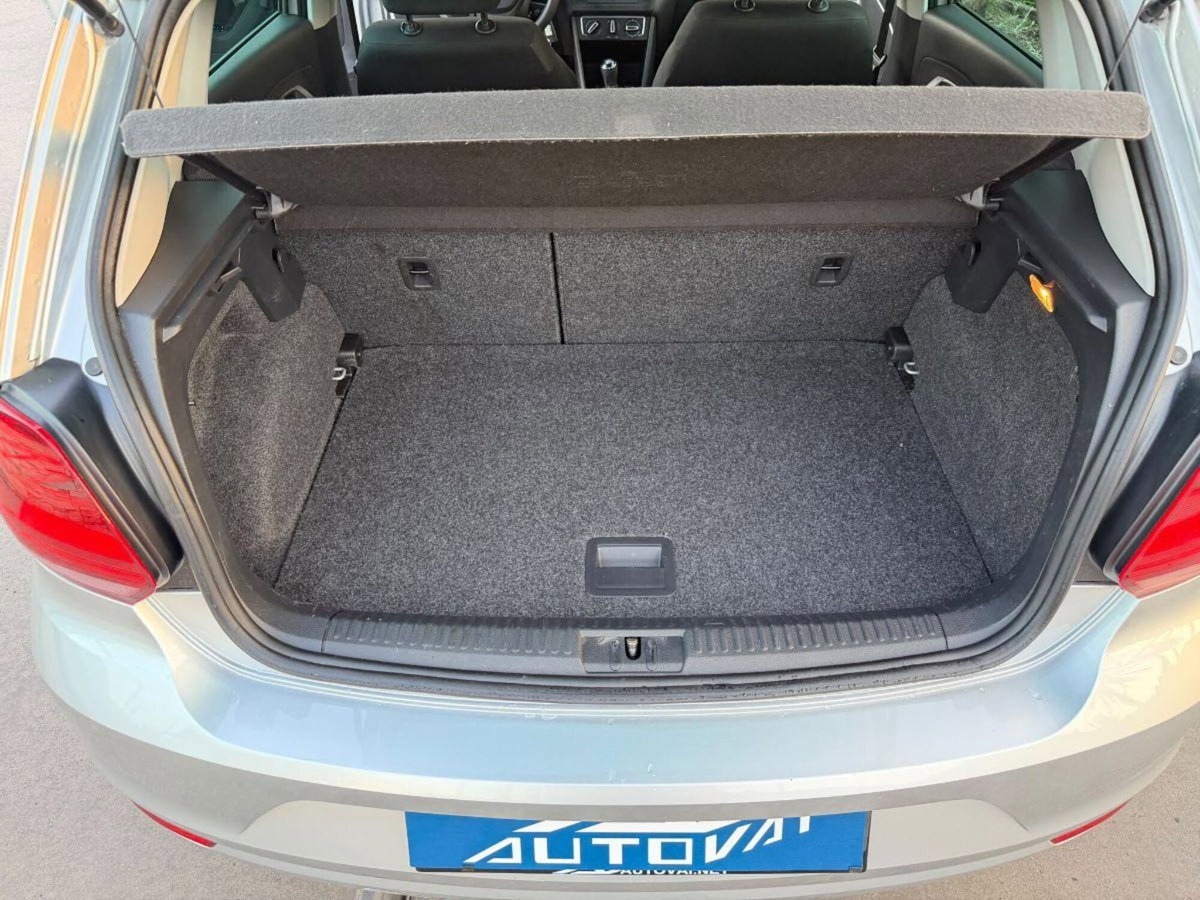 Volkswagen Polo 1.4 TDI 5p. Trendline BlueMotion Technology (17)