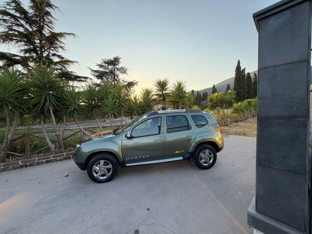 Dacia Duster 1.5 dCi 110CV 4x4 SL Delsey (2)