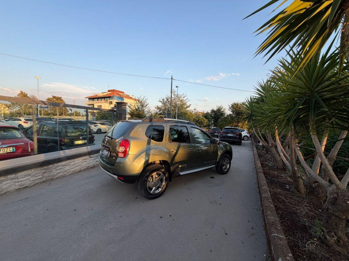 Dacia Duster 1.5 dCi 110CV 4x4 SL Delsey (4)