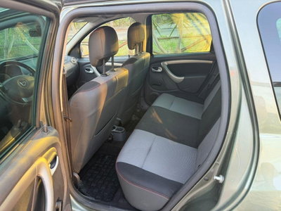 Dacia Duster 1.5 dCi 110CV 4x4 SL Delsey (7)