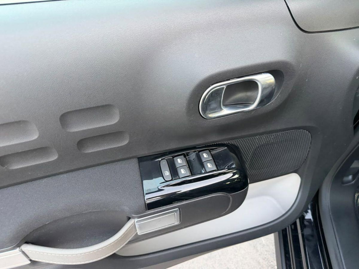 Citroen C3 BlueHDi 75 S&S Shine (11)