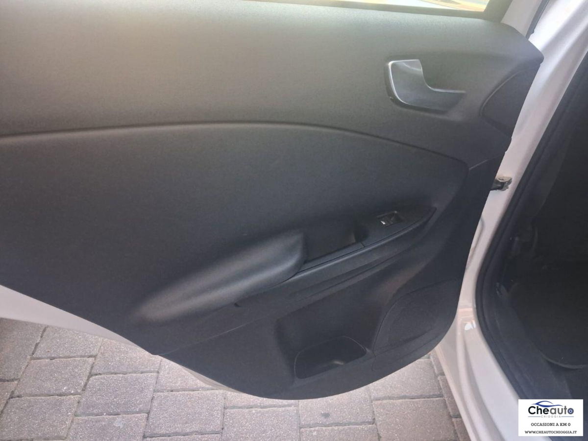 Alfa Romeo Giulietta 1.6 JTDm Giulietta 120cv (13)
