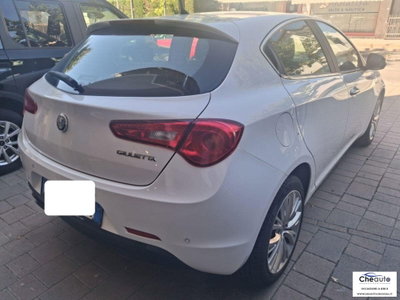 Alfa Romeo Giulietta 1.6 JTDm Giulietta 120cv (5)