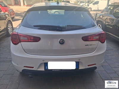 Alfa Romeo Giulietta 1.6 JTDm Giulietta 120cv (6)