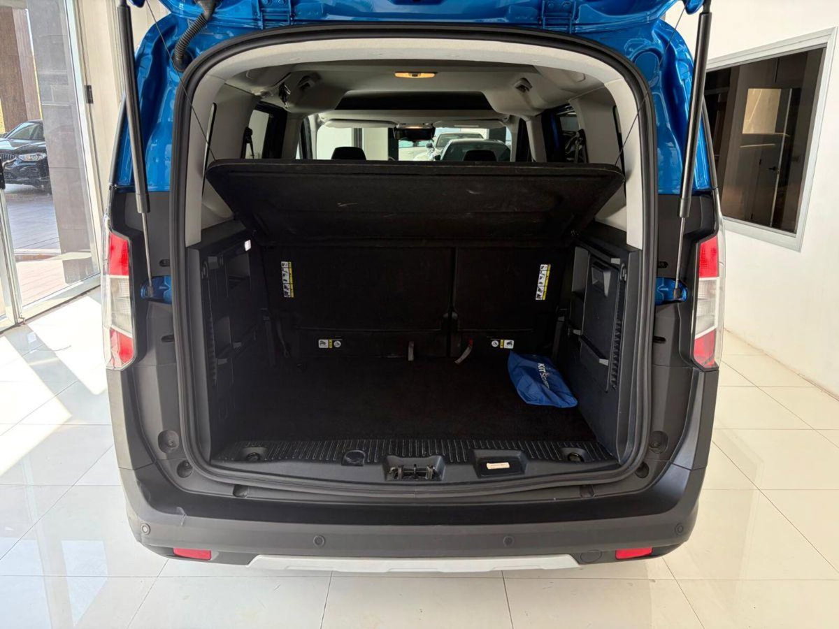 Ford Tourneo Courier 1.0 EcoBoost 100 CV Plus (7)