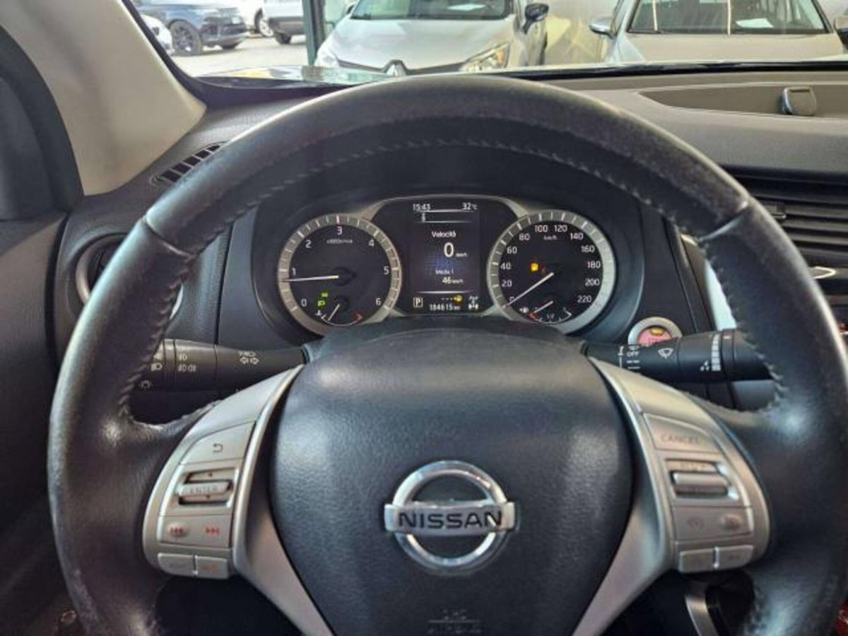 Nissan Navara 2.3 dCi 190 CV 4WD Double Cab Tekna (15)