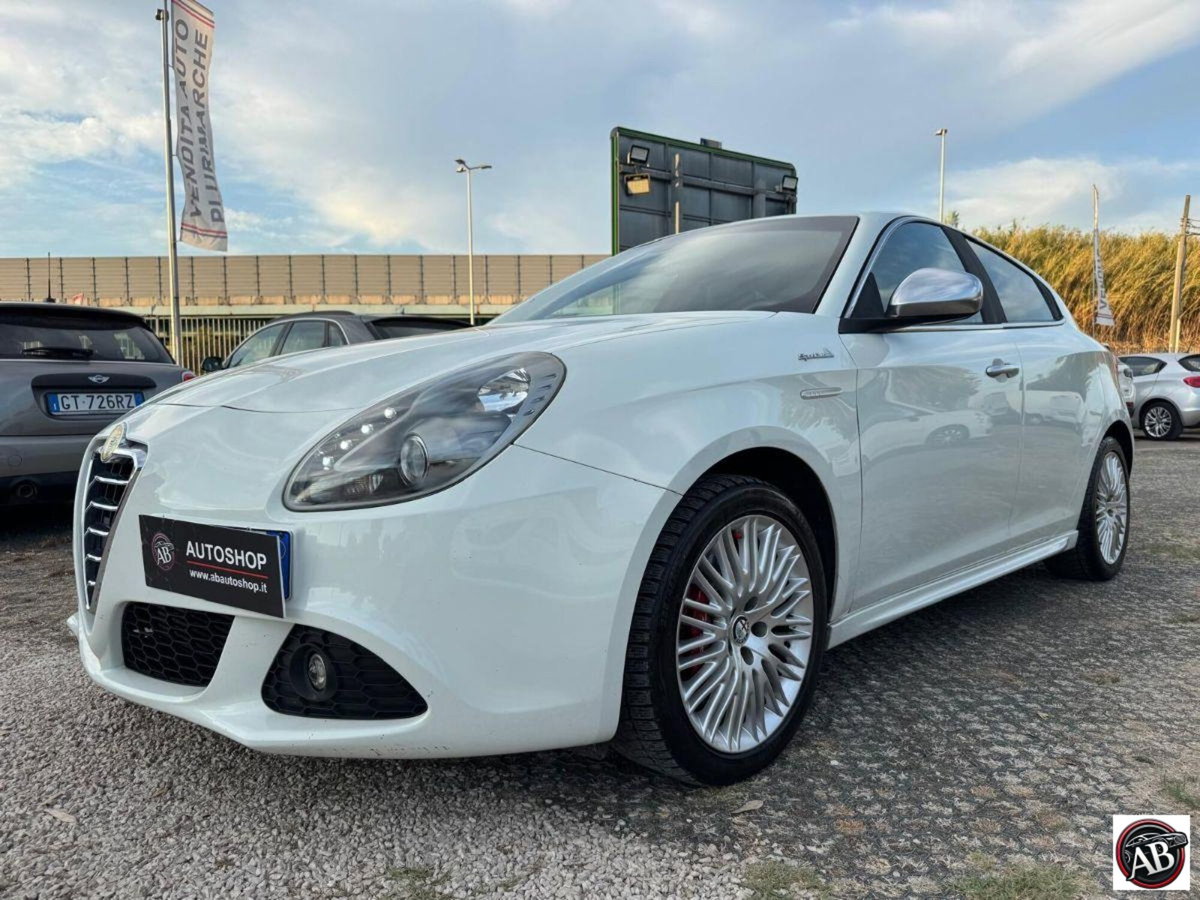 Alfa Romeo Giulietta 2.0 JTDm-2 Distinctive 170cv (10)